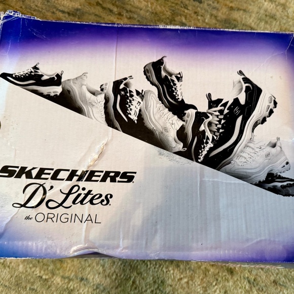 Skechers D'Lites tie Dye Regular Fit - Picture 9 of 15